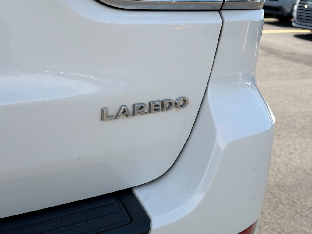 Thumbnail: 2014 Jeep Grand Cherokee - 28