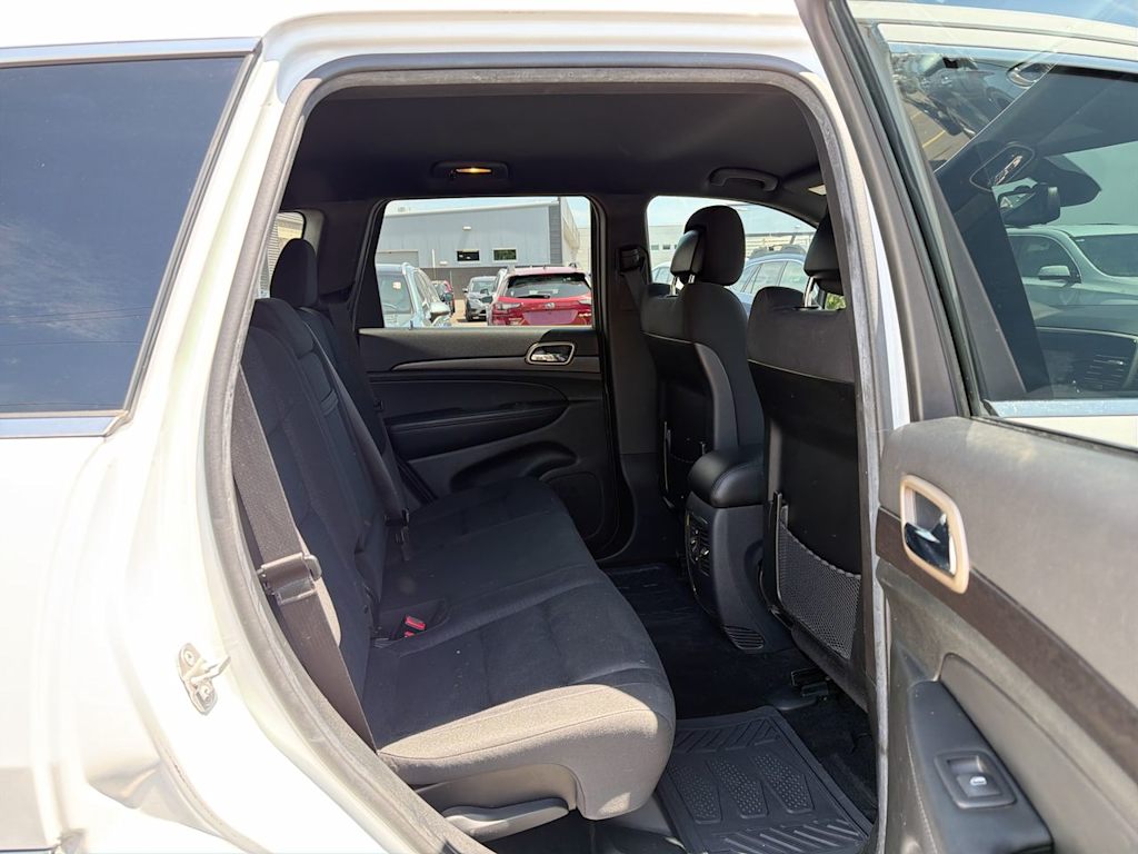 Thumbnail: 2014 Jeep Grand Cherokee - 31