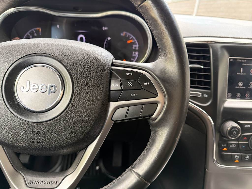 Thumbnail: 2018 Jeep Grand Cherokee - 34