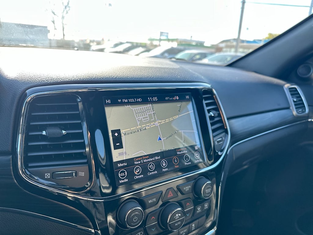 Thumbnail: 2020 Jeep Grand Cherokee - 13