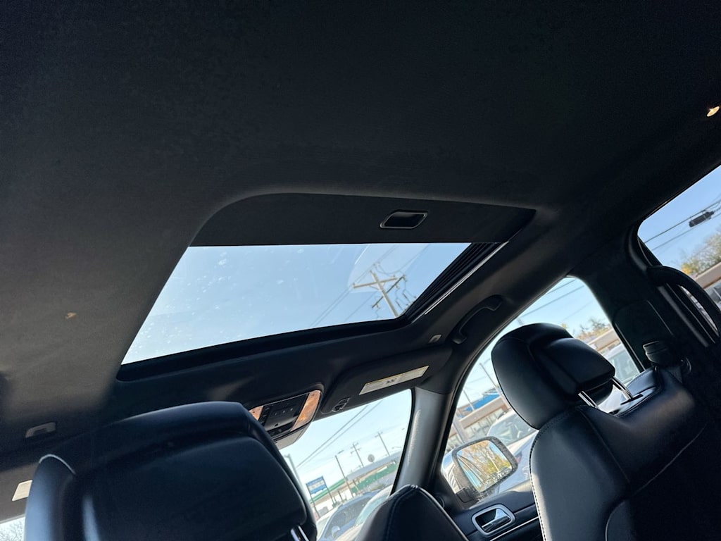 Thumbnail: 2020 Jeep Grand Cherokee - 30