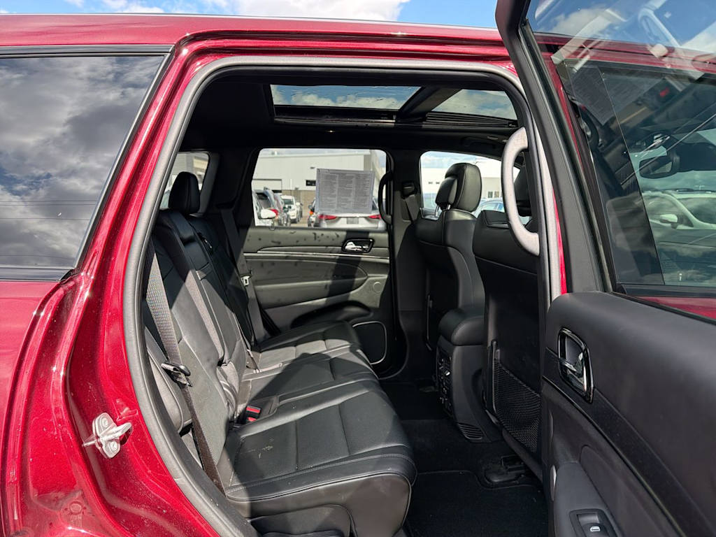 Thumbnail: 2020 Jeep Grand Cherokee - 31