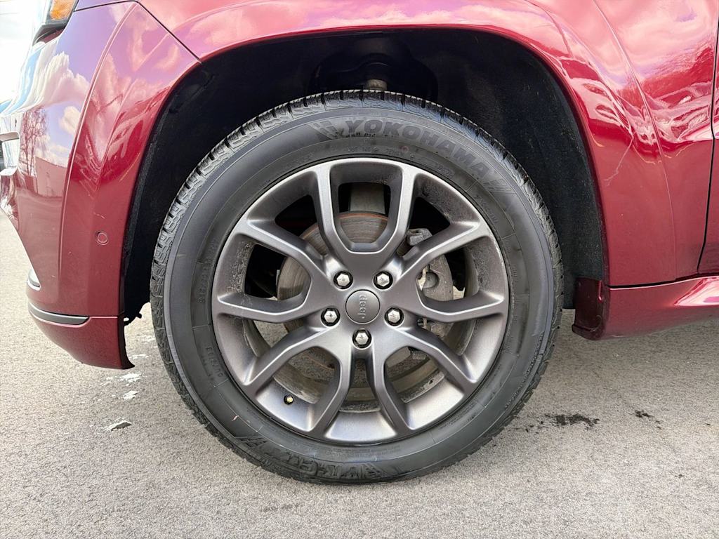 Thumbnail: 2020 Jeep Grand Cherokee - 8