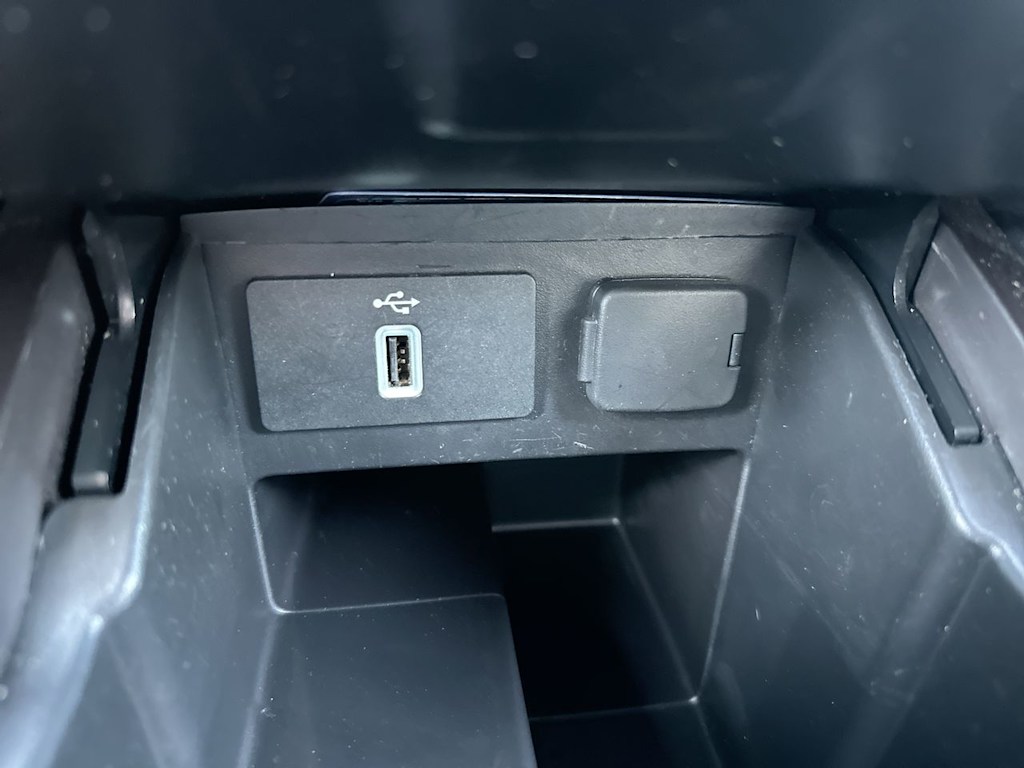 Thumbnail: 2017 Ford Explorer - 38