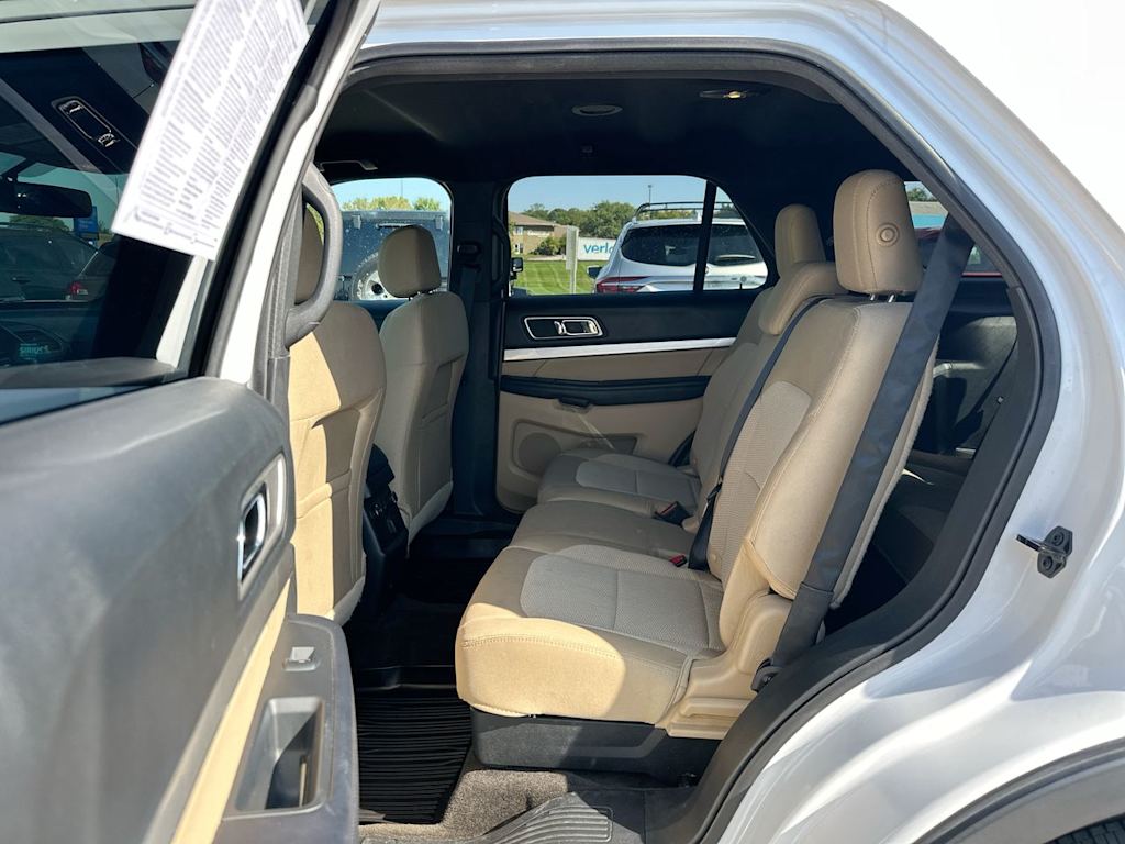 Thumbnail: 2017 Ford Explorer - 31