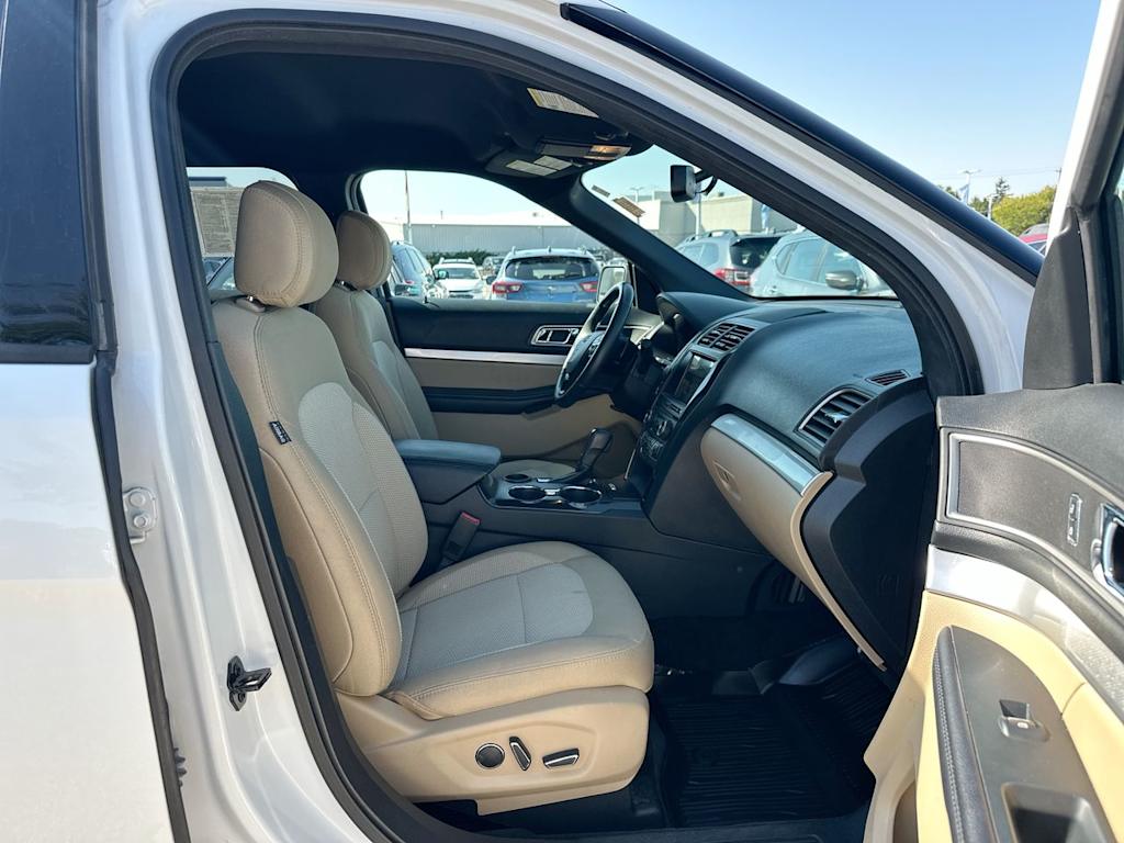 Thumbnail: 2017 Ford Explorer - 11