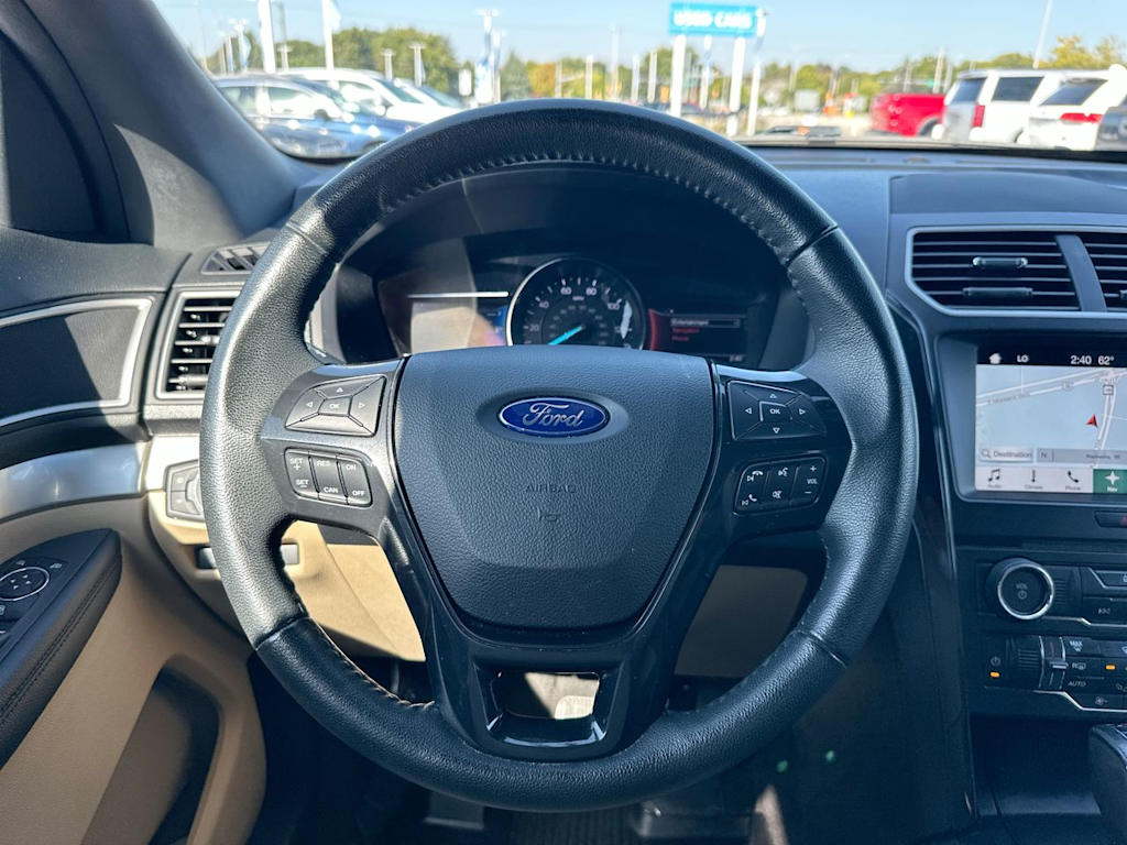 Thumbnail: 2017 Ford Explorer - 9