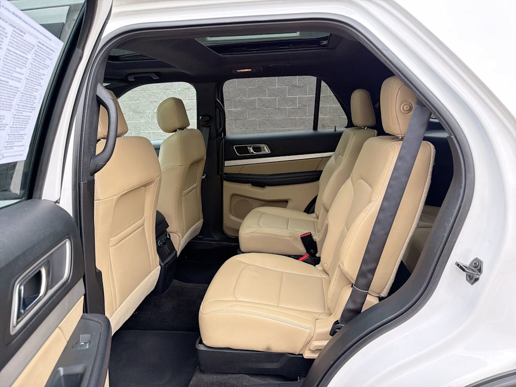 Thumbnail: 2017 Ford Explorer - 31