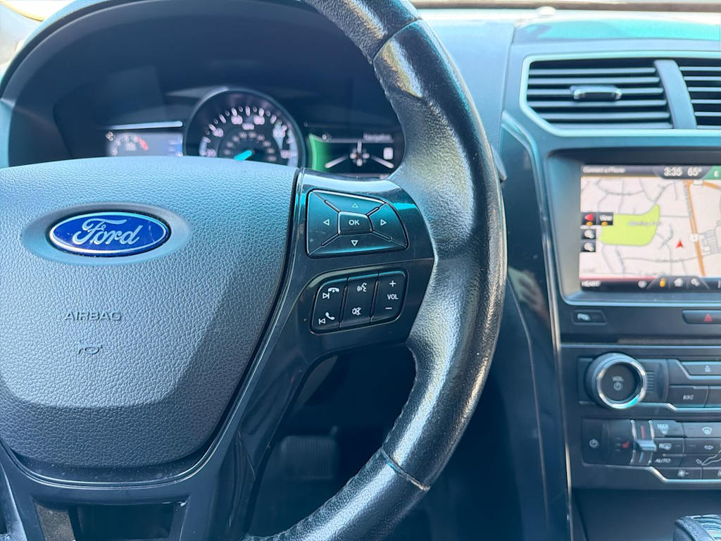 Thumbnail: 2016 Ford Explorer - 33