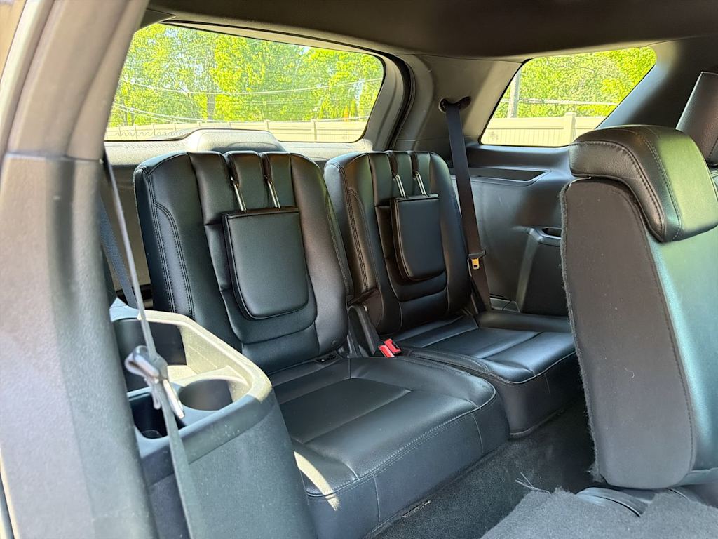 Thumbnail: 2016 Ford Explorer - 30