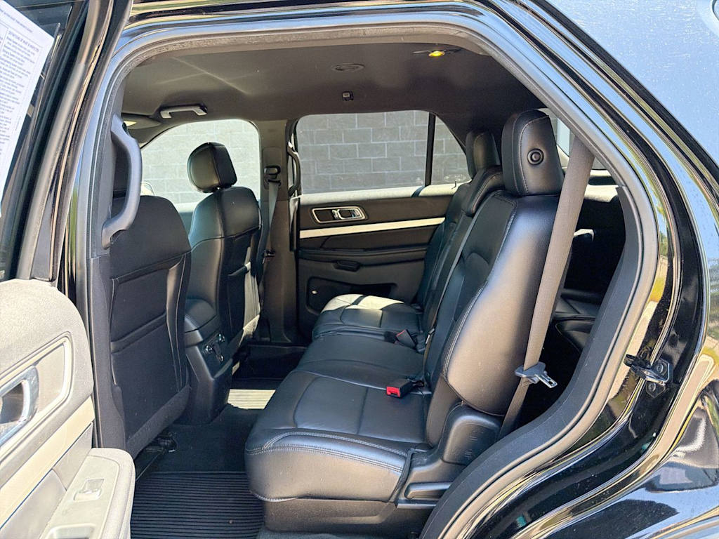 Thumbnail: 2016 Ford Explorer - 28
