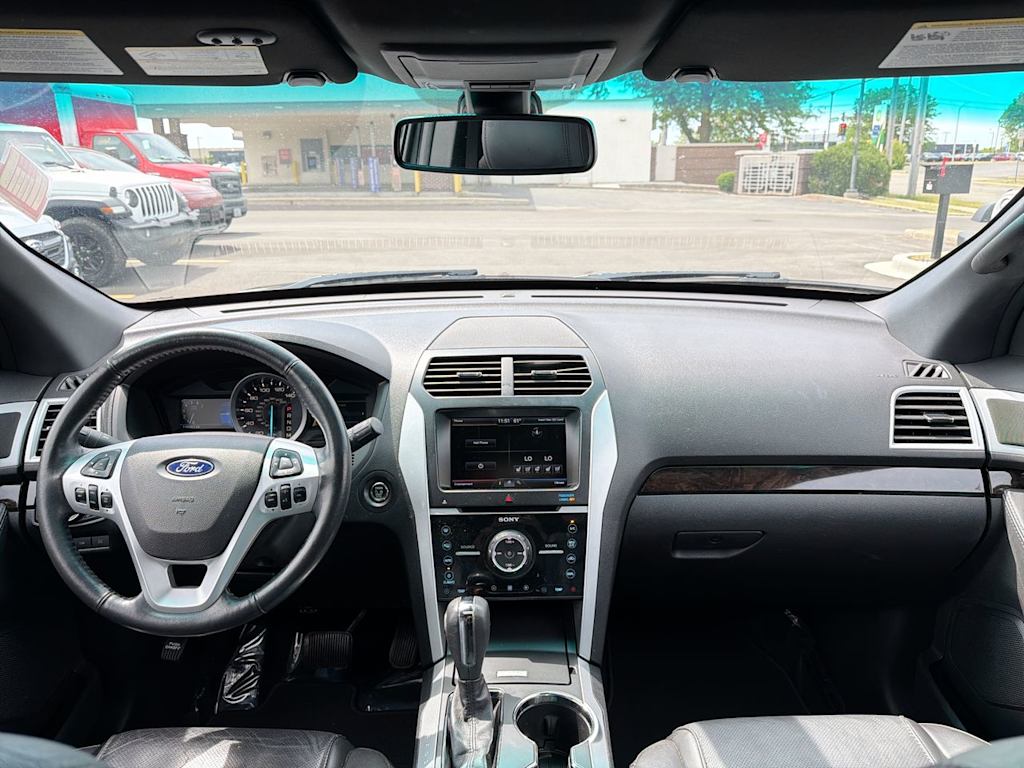 Thumbnail: 2015 Ford Explorer - 2
