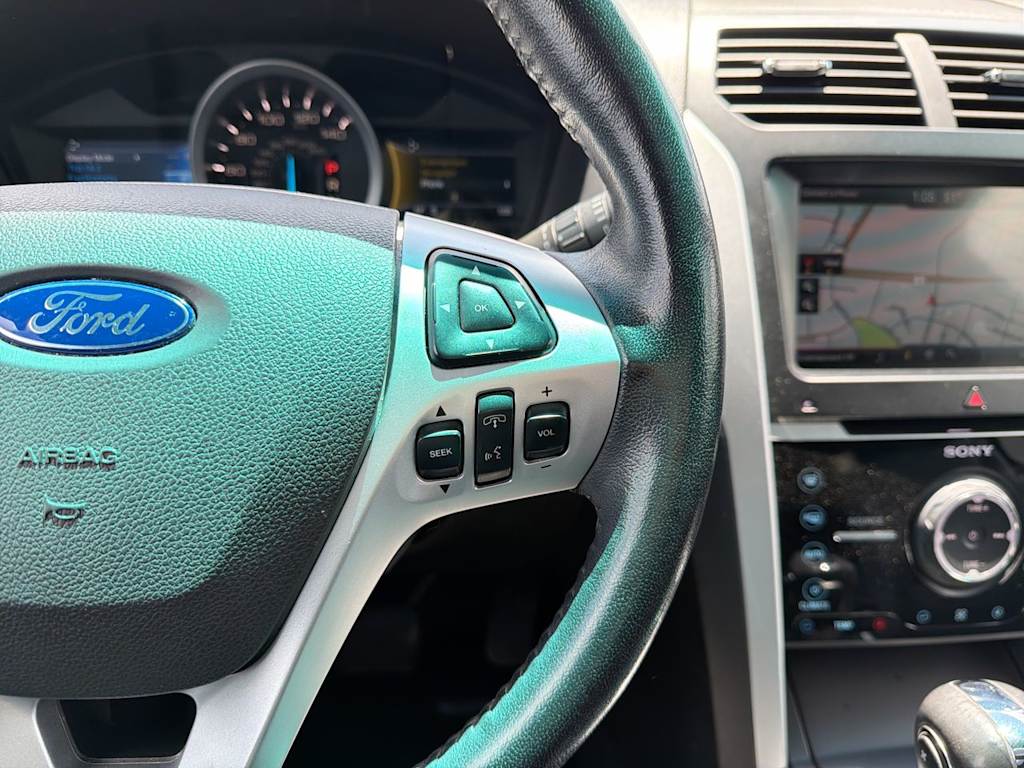 Thumbnail: 2015 Ford Explorer - 35