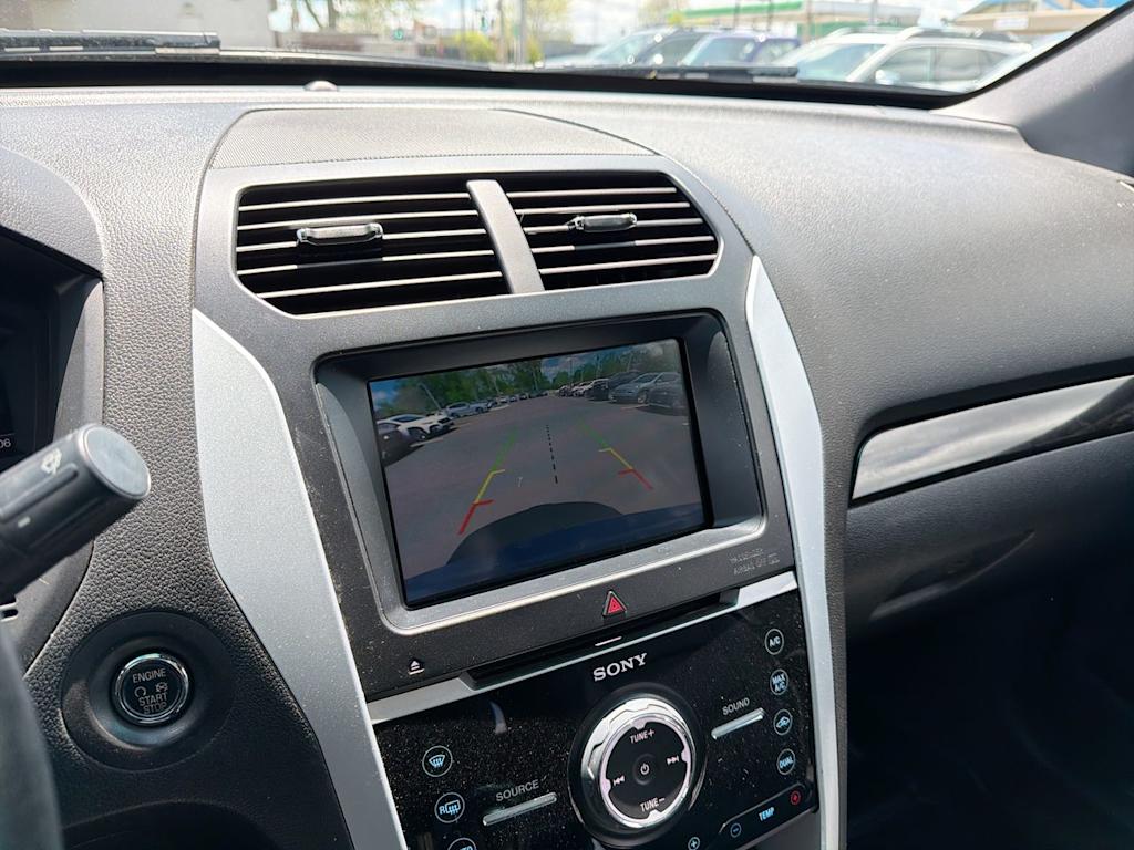 Thumbnail: 2015 Ford Explorer - 37
