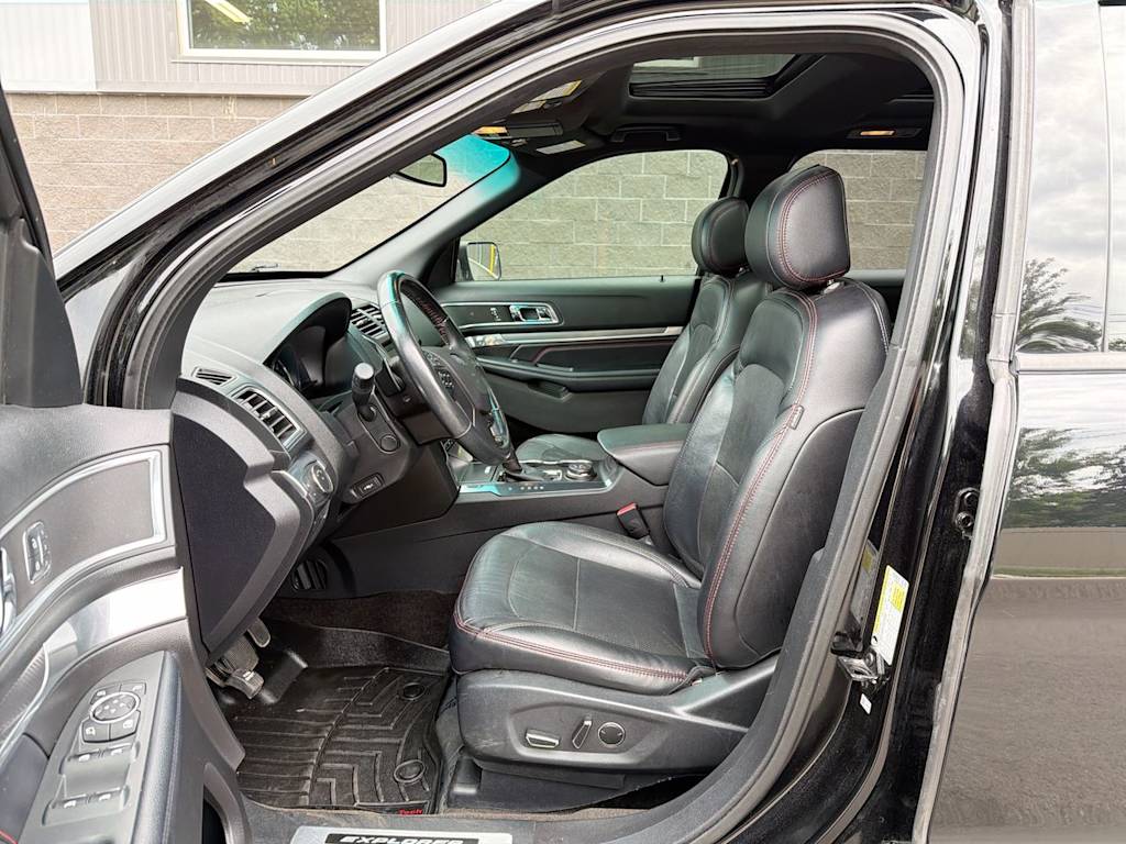 Thumbnail: 2017 Ford Explorer - 10