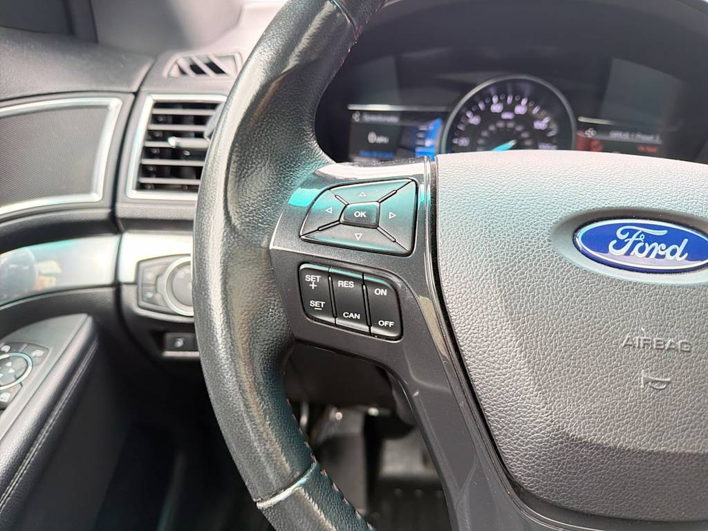 Thumbnail: 2017 Ford Explorer - 34