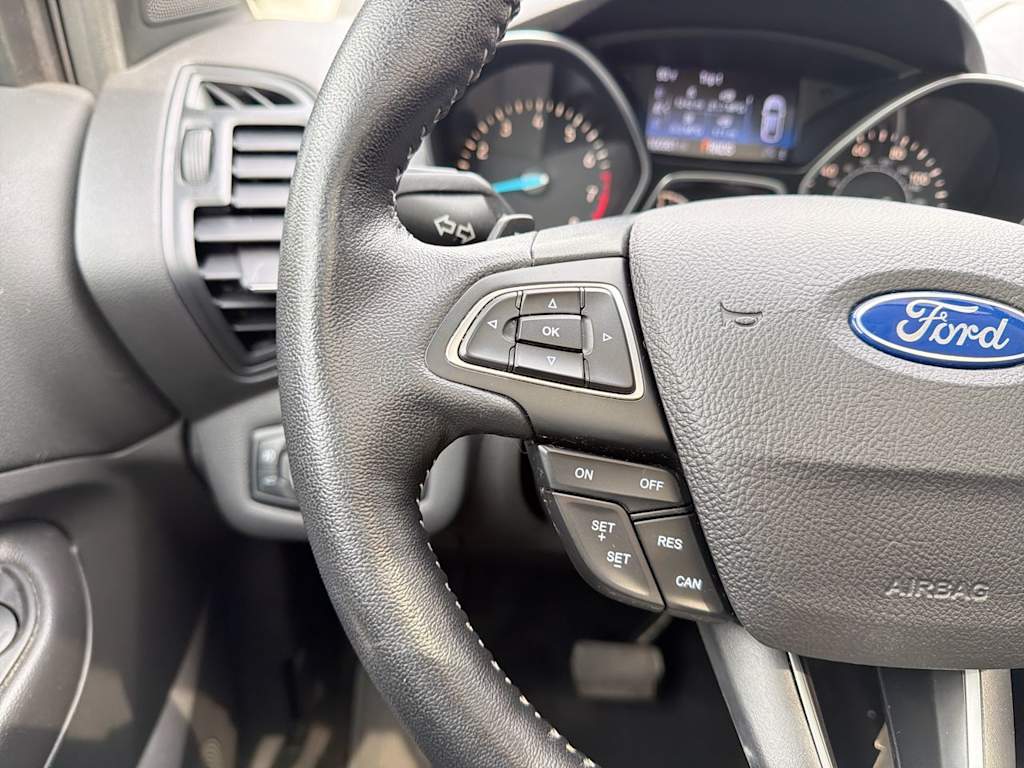 Thumbnail: 2017 Ford Escape - 33