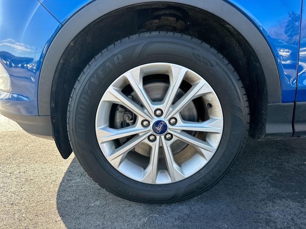 Thumbnail: 2018 Ford Escape - 8