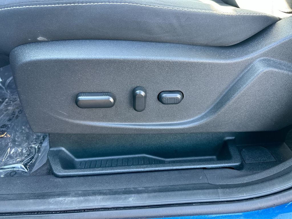 Thumbnail: 2018 Ford Escape - 30