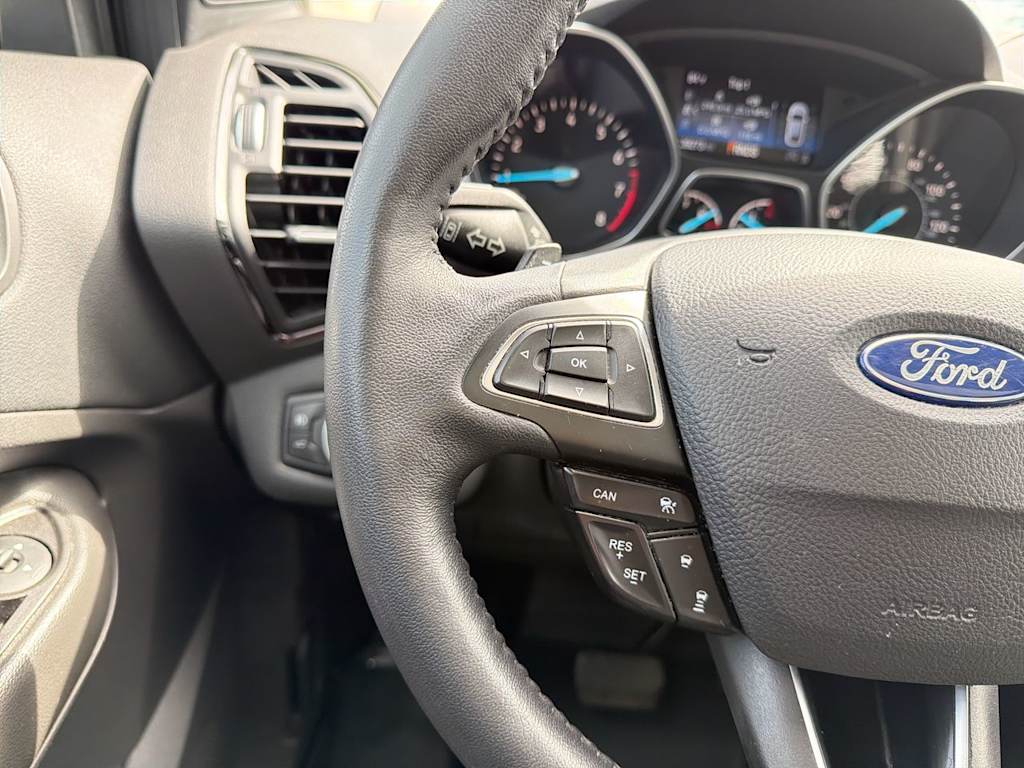 Thumbnail: 2017 Ford Escape - 33