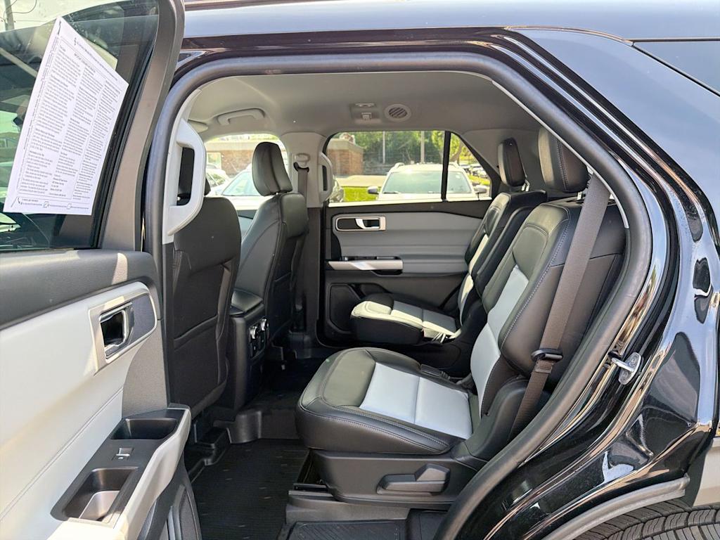 Thumbnail: 2024 Ford Explorer - 30
