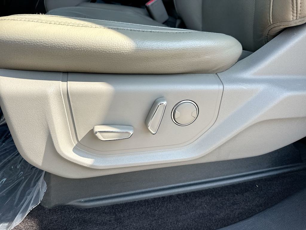 Thumbnail: 2016 Ford F-150 - 28