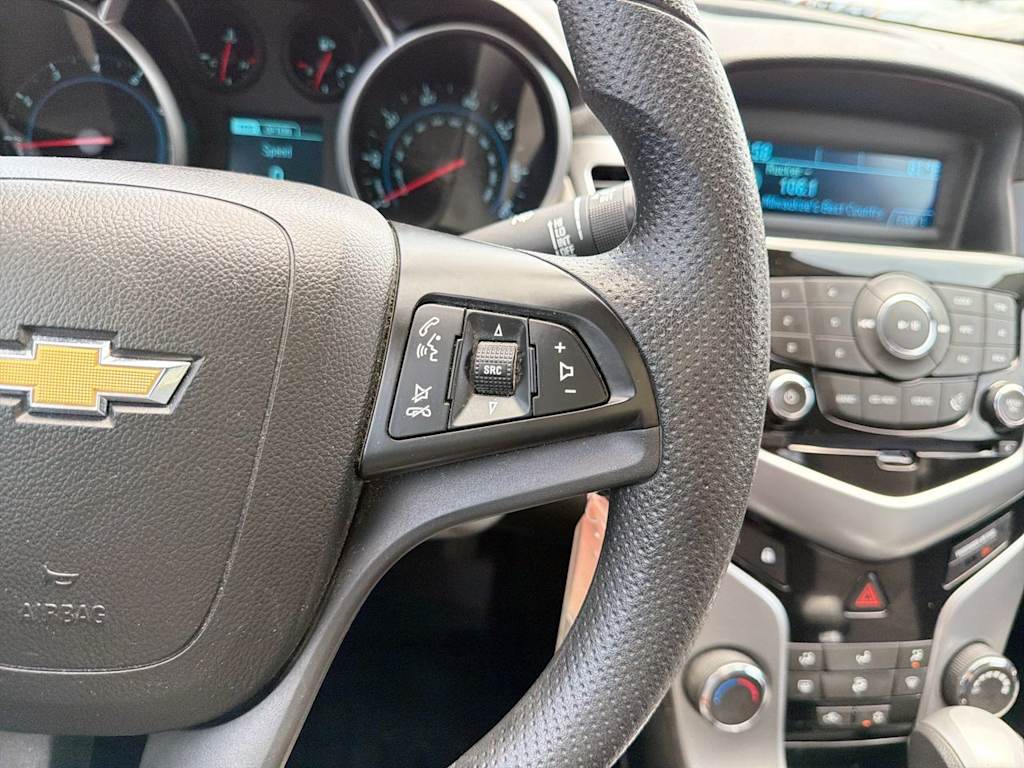 Thumbnail: 2013 Chevrolet Cruze - 33