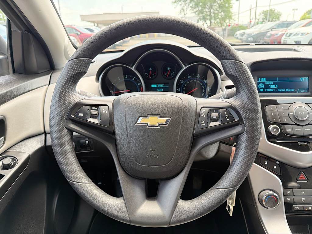 Thumbnail: 2013 Chevrolet Cruze - 9