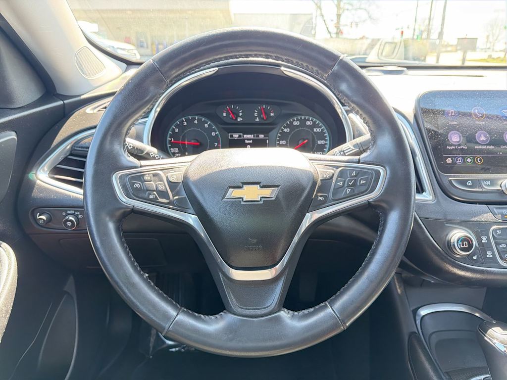Thumbnail: 2020 Chevrolet Malibu - 8