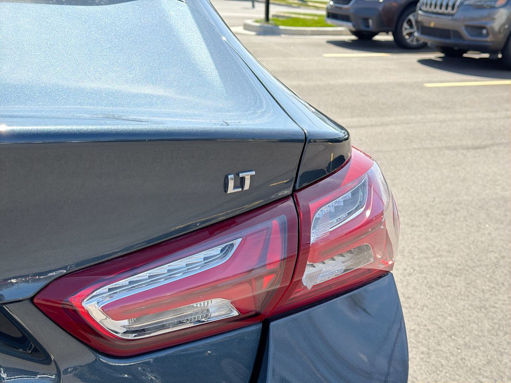 Thumbnail: 2020 Chevrolet Malibu - 28