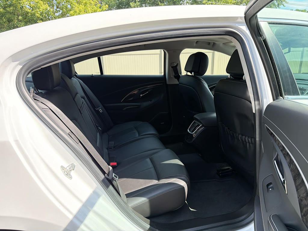 Thumbnail: 2014 Buick LaCrosse - 31
