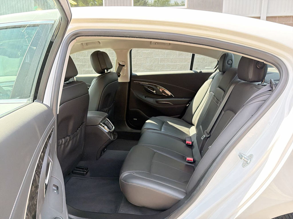 Thumbnail: 2014 Buick LaCrosse - 30