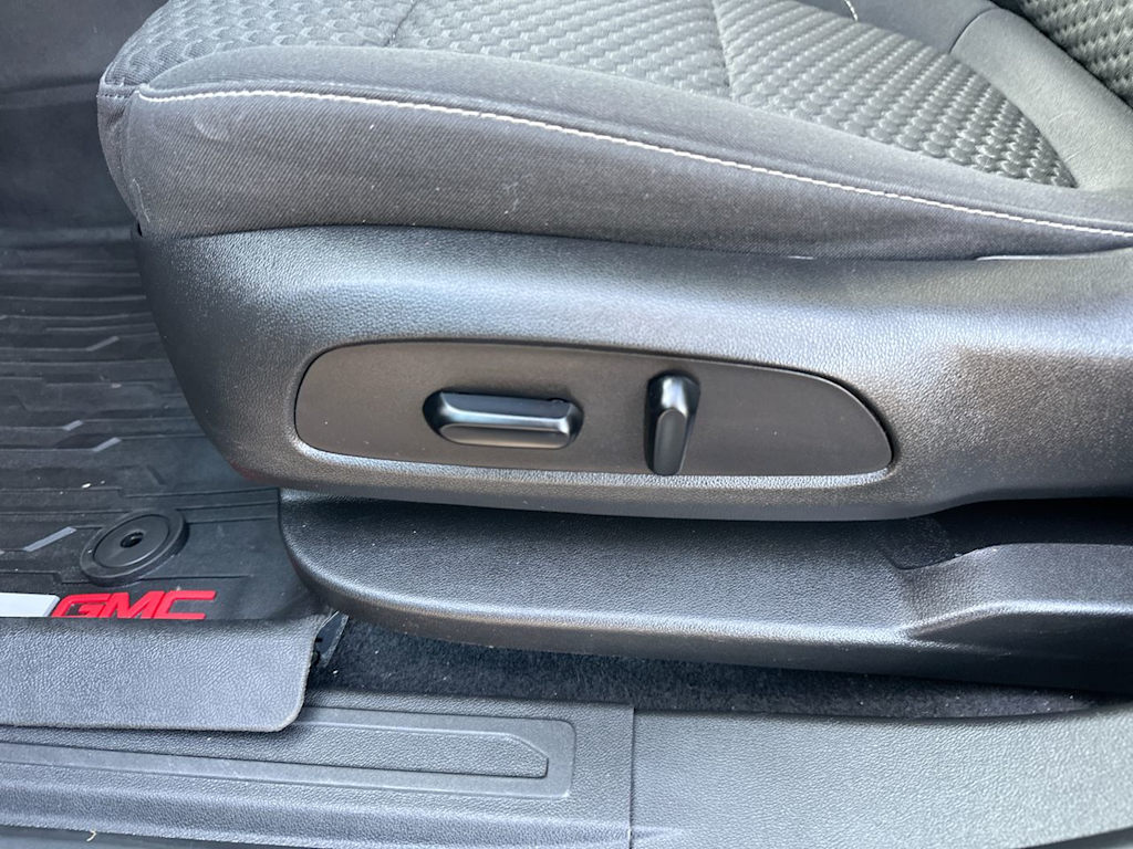 Thumbnail: 2019 GMC Acadia - 30