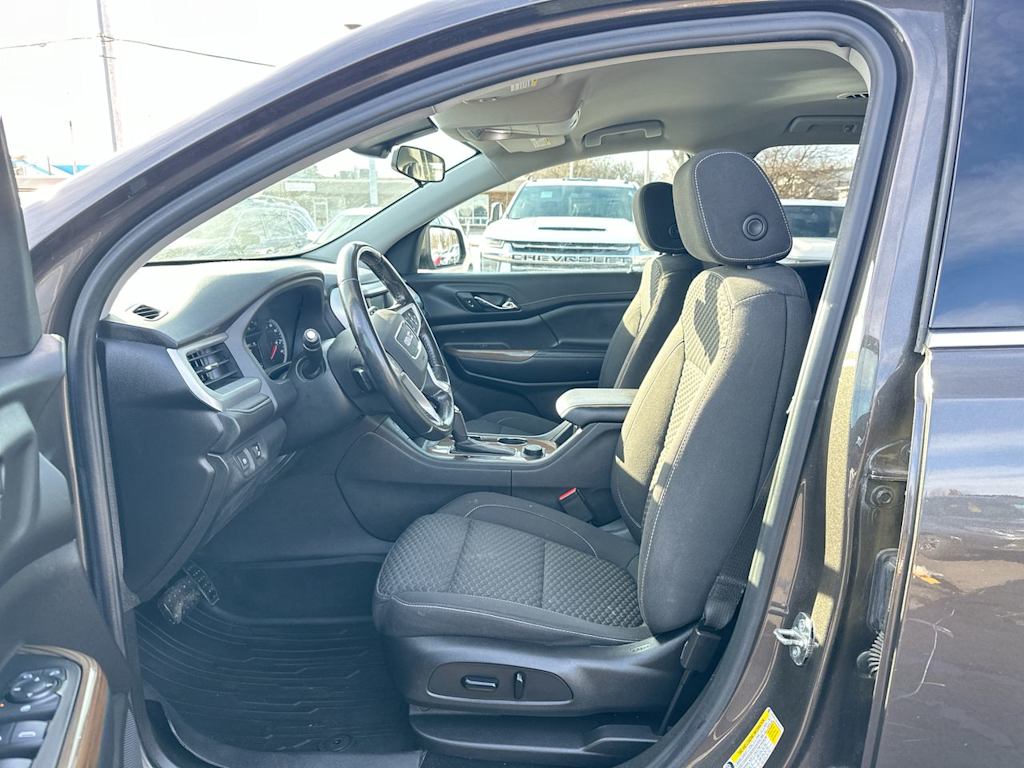 Thumbnail: 2019 GMC Acadia - 10