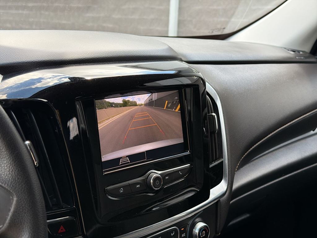 Thumbnail: 2020 Chevrolet Traverse - 13