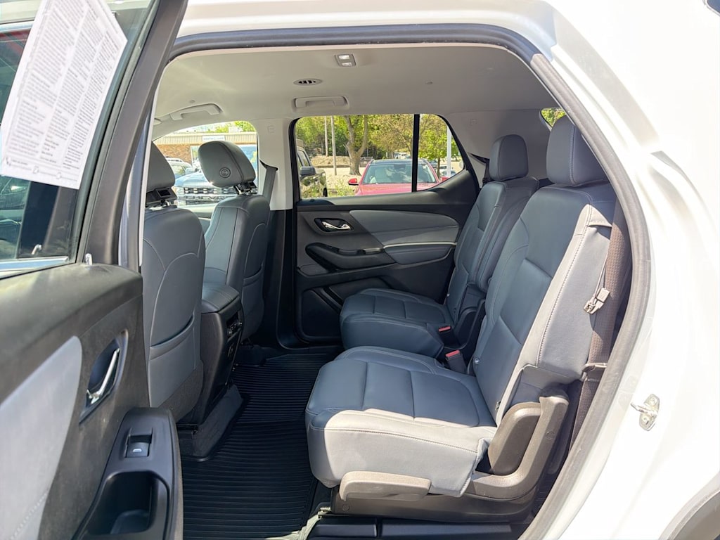 Thumbnail: 2020 Chevrolet Traverse - 29