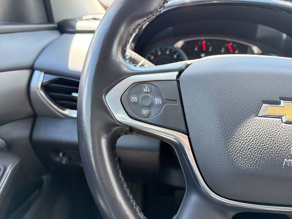 Thumbnail: 2020 Chevrolet Traverse - 32