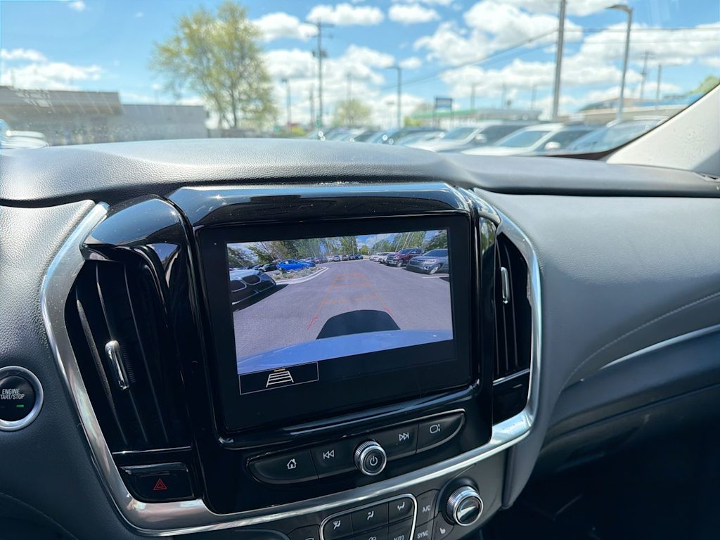 Thumbnail: 2020 Chevrolet Traverse - 13