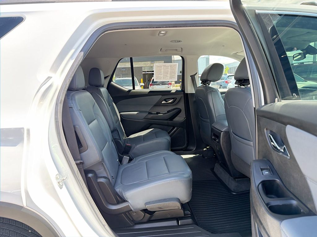 Thumbnail: 2020 Chevrolet Traverse - 30