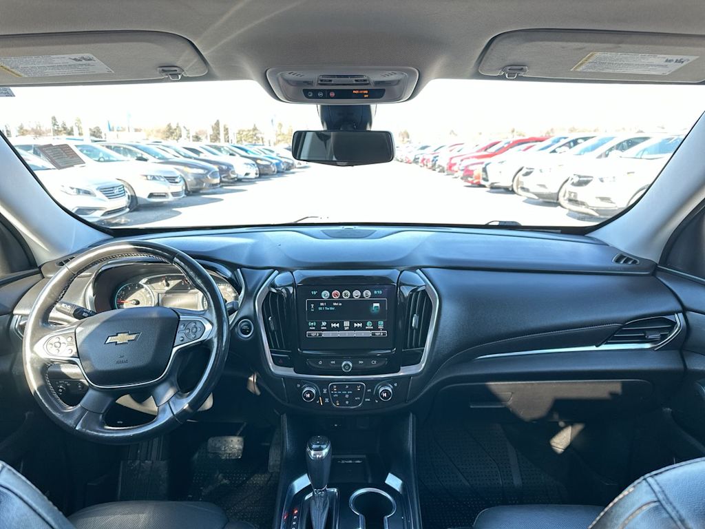 2018 Chevrolet Traverse Premier 2