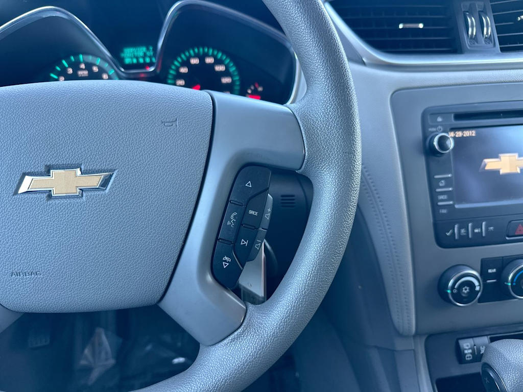 Thumbnail: 2017 Chevrolet Traverse - 36