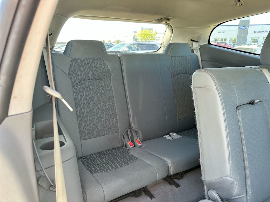 Thumbnail: 2017 Chevrolet Traverse - 33