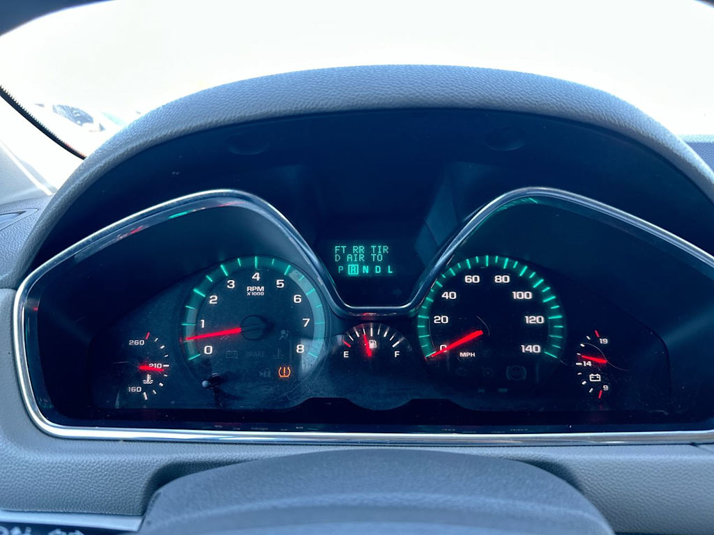 Thumbnail: 2017 Chevrolet Traverse - 15