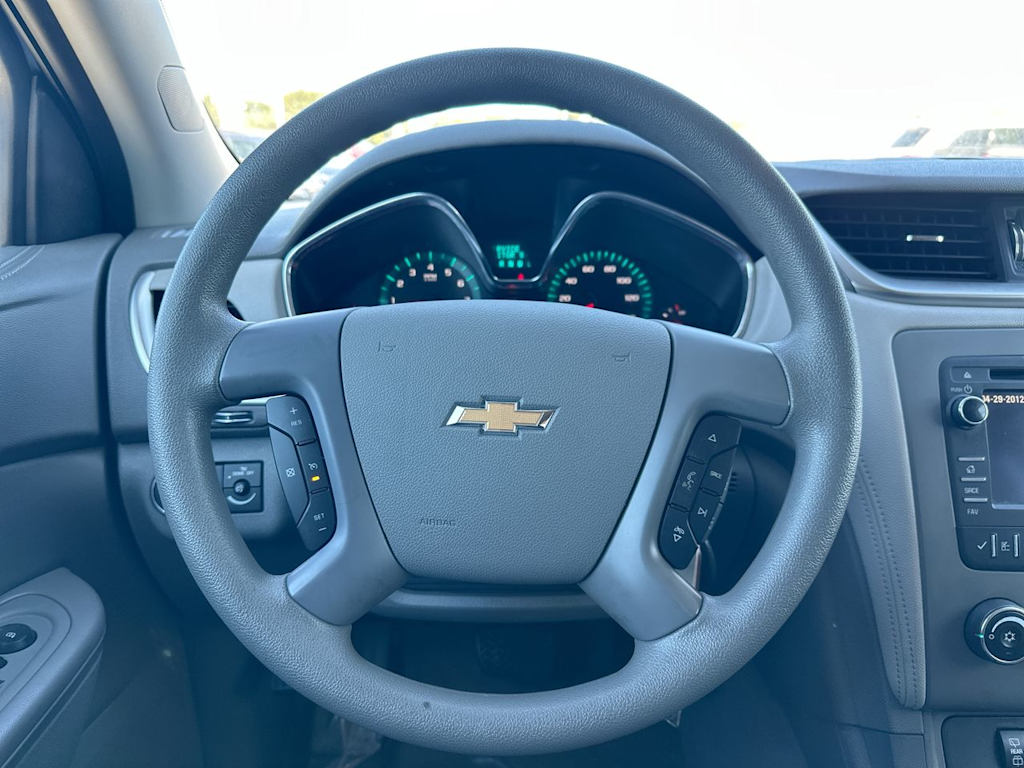 Thumbnail: 2017 Chevrolet Traverse - 9