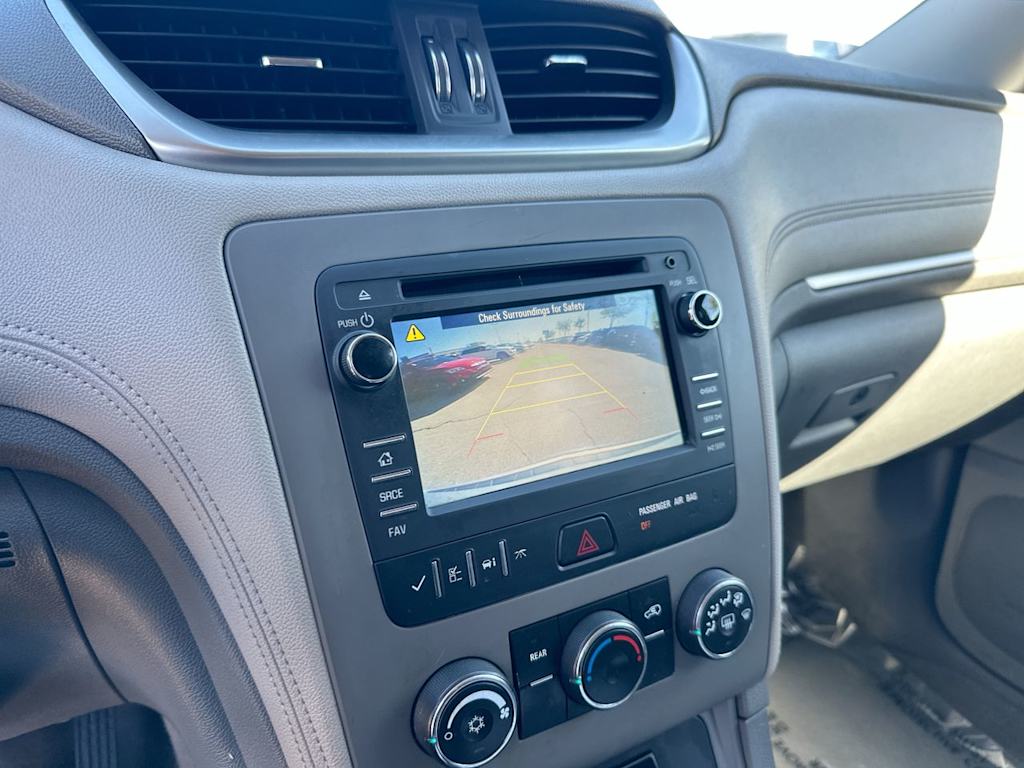 Thumbnail: 2017 Chevrolet Traverse - 13