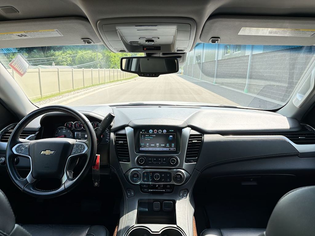 Thumbnail: 2019 Chevrolet Tahoe - 2