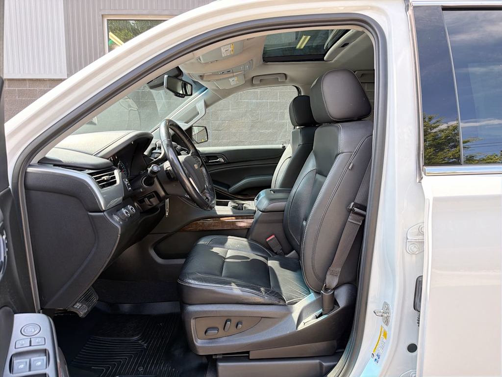 Thumbnail: 2019 Chevrolet Tahoe - 10