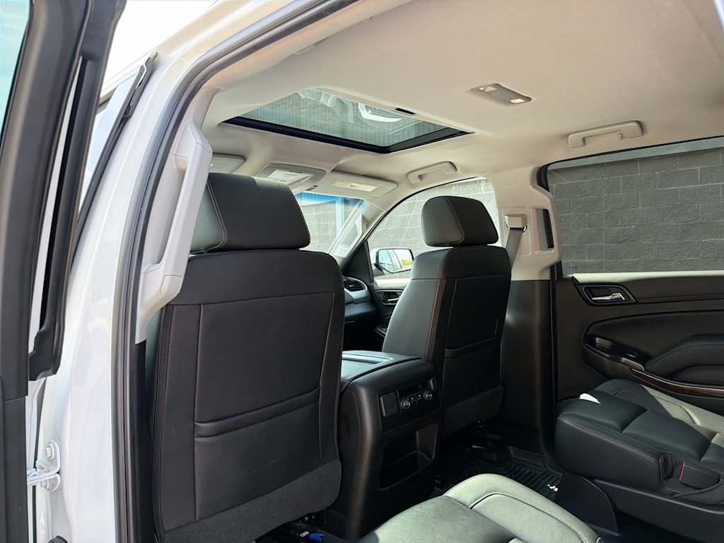 Thumbnail: 2019 Chevrolet Tahoe - 12