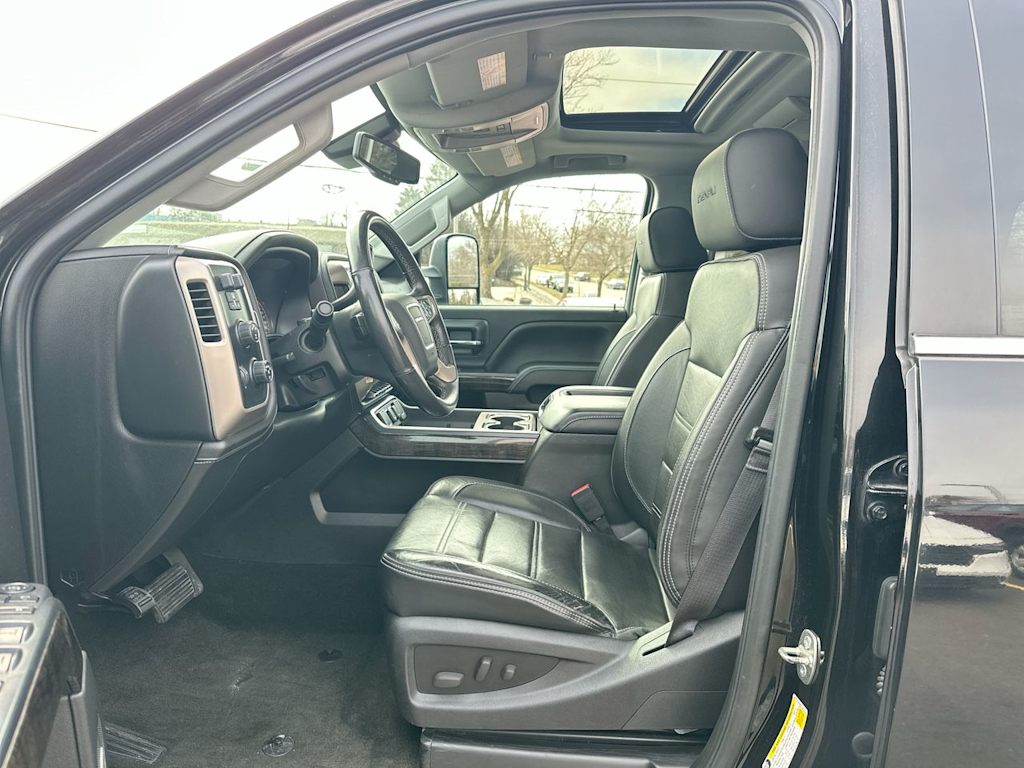 Thumbnail: 2015 GMC Sierra 2500 - 10