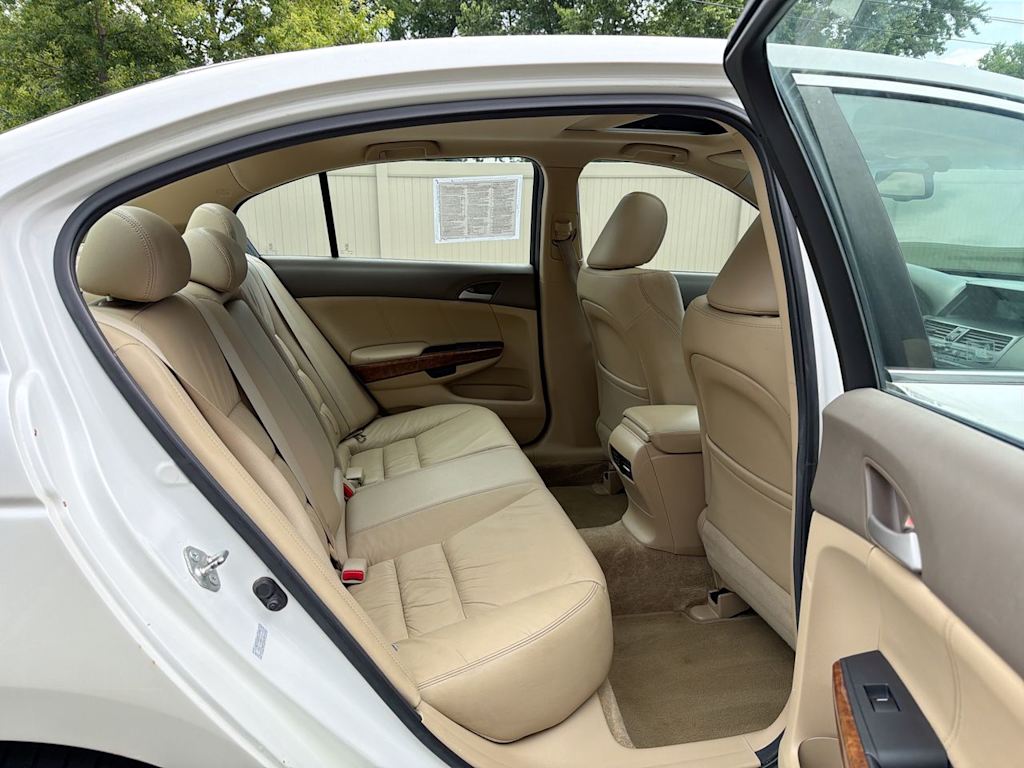 Thumbnail: 2010 Honda Accord - 30